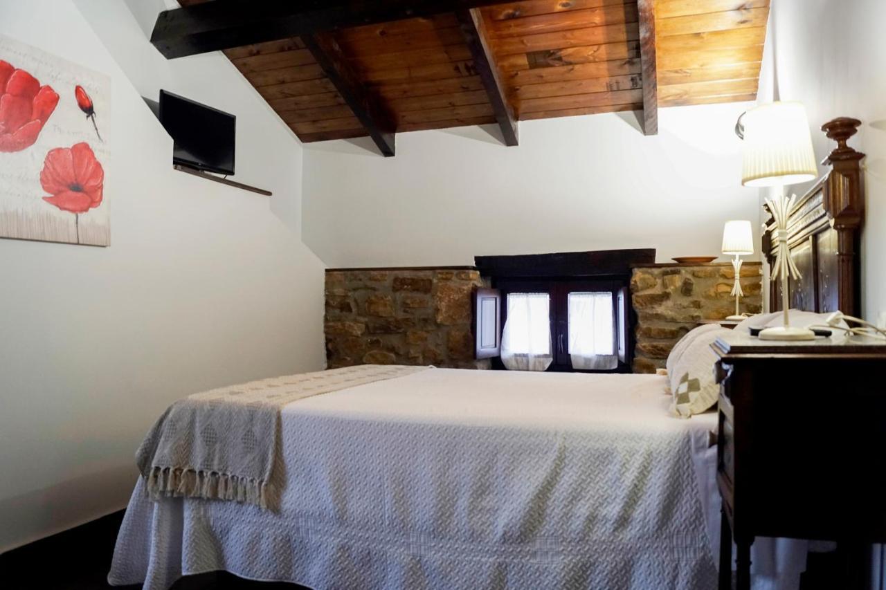 La Posada De Ojebar Rustica Rasines ภายนอก รูปภาพ